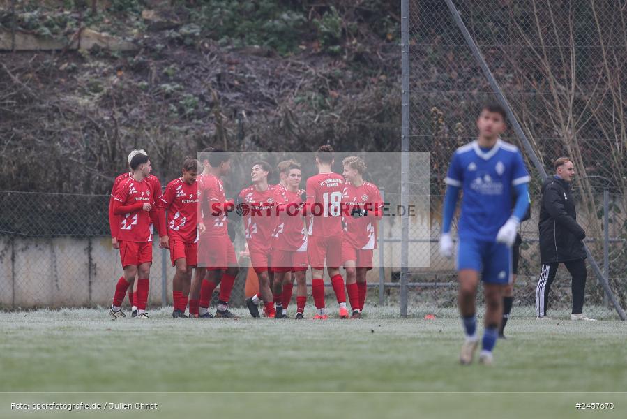 Walter-Dosch-Sportanlage, Reichenberg, 01.12.2024, sport, action, Fussball, BFV, 14. Spieltag, Bayernliga U19, FC Deisenhofen, FC Würzburger Kickers - Bild-ID: 2457670
