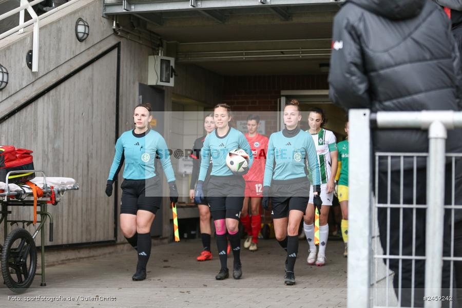 sport, action, Stadion am Brentanobad, SGE, Fussball, Frankfurt, Eintracht Frankfurt II, DFB, Borussia Mönchengladbach, BMG, 2. Frauen-Bundesliga, 15.12.2024 - Bild-ID: 2459242 sport, action, Stadion am Brentanobad, SGE, Fussball, Frankfurt, Eintracht Frankfurt II, DFB, Borussia Mönchengladbach, BMG, 2. Frauen-Bundesliga, 15.12.2024 - Bild-ID: 2459242