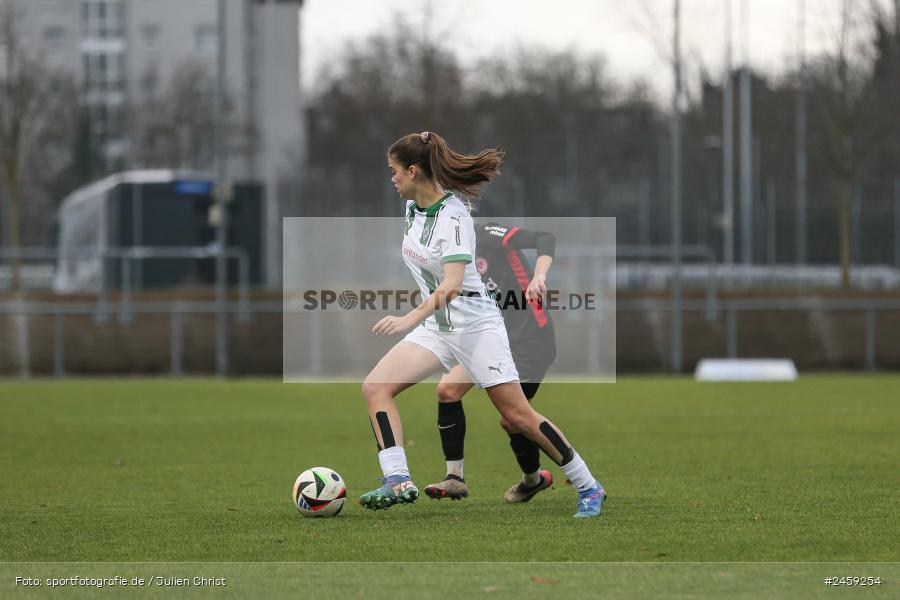 sport, action, Stadion am Brentanobad, SGE, Fussball, Frankfurt, Eintracht Frankfurt II, DFB, Borussia Mönchengladbach, BMG, 2. Frauen-Bundesliga, 15.12.2024 - Bild-ID: 2459254 sport, action, Stadion am Brentanobad, SGE, Fussball, Frankfurt, Eintracht Frankfurt II, DFB, Borussia Mönchengladbach, BMG, 2. Frauen-Bundesliga, 15.12.2024 - Bild-ID: 2459254