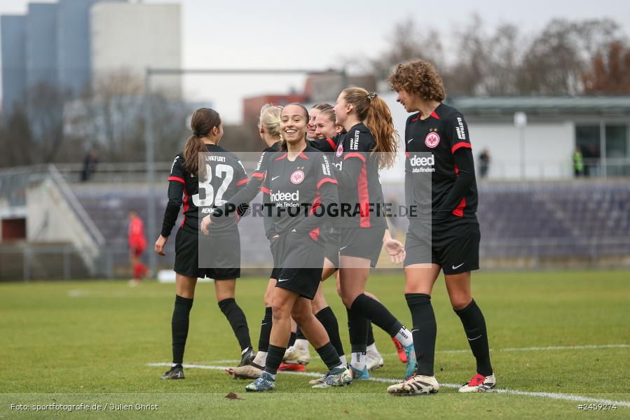 sport, action, Stadion am Brentanobad, SGE, Fussball, Frankfurt, Eintracht Frankfurt II, DFB, Borussia Mönchengladbach, BMG, 2. Frauen-Bundesliga, 15.12.2024 - Bild-ID: 2459274 sport, action, Stadion am Brentanobad, SGE, Fussball, Frankfurt, Eintracht Frankfurt II, DFB, Borussia Mönchengladbach, BMG, 2. Frauen-Bundesliga, 15.12.2024 - Bild-ID: 2459274