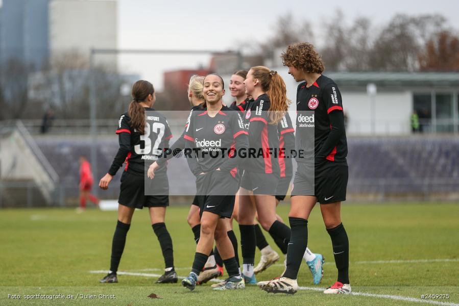 sport, action, Stadion am Brentanobad, SGE, Fussball, Frankfurt, Eintracht Frankfurt II, DFB, Borussia Mönchengladbach, BMG, 2. Frauen-Bundesliga, 15.12.2024 - Bild-ID: 2459275