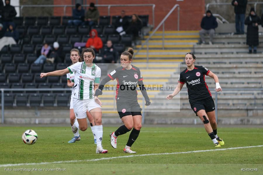 sport, action, Stadion am Brentanobad, SGE, Fussball, Frankfurt, Eintracht Frankfurt II, DFB, Borussia Mönchengladbach, BMG, 2. Frauen-Bundesliga, 15.12.2024 - Bild-ID: 2459298 sport, action, Stadion am Brentanobad, SGE, Fussball, Frankfurt, Eintracht Frankfurt II, DFB, Borussia Mönchengladbach, BMG, 2. Frauen-Bundesliga, 15.12.2024 - Bild-ID: 2459298