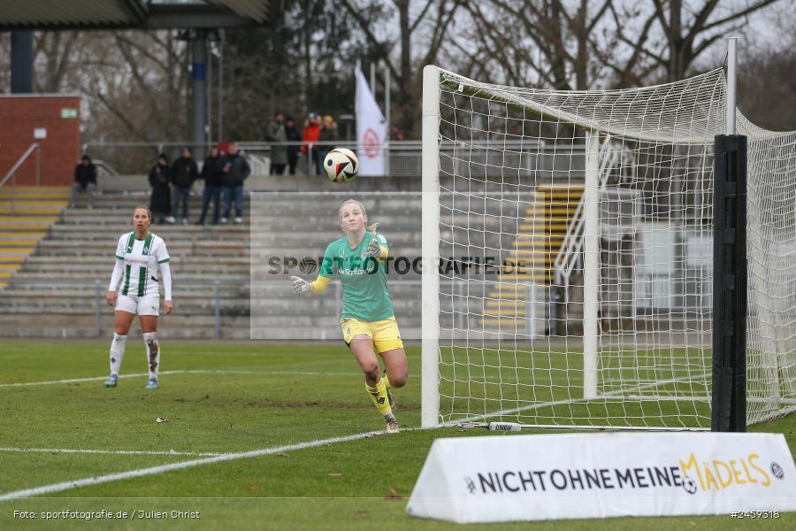 sport, action, Stadion am Brentanobad, SGE, Fussball, Frankfurt, Eintracht Frankfurt II, DFB, Borussia Mönchengladbach, BMG, 2. Frauen-Bundesliga, 15.12.2024 - Bild-ID: 2459318 sport, action, Stadion am Brentanobad, SGE, Fussball, Frankfurt, Eintracht Frankfurt II, DFB, Borussia Mönchengladbach, BMG, 2. Frauen-Bundesliga, 15.12.2024 - Bild-ID: 2459318