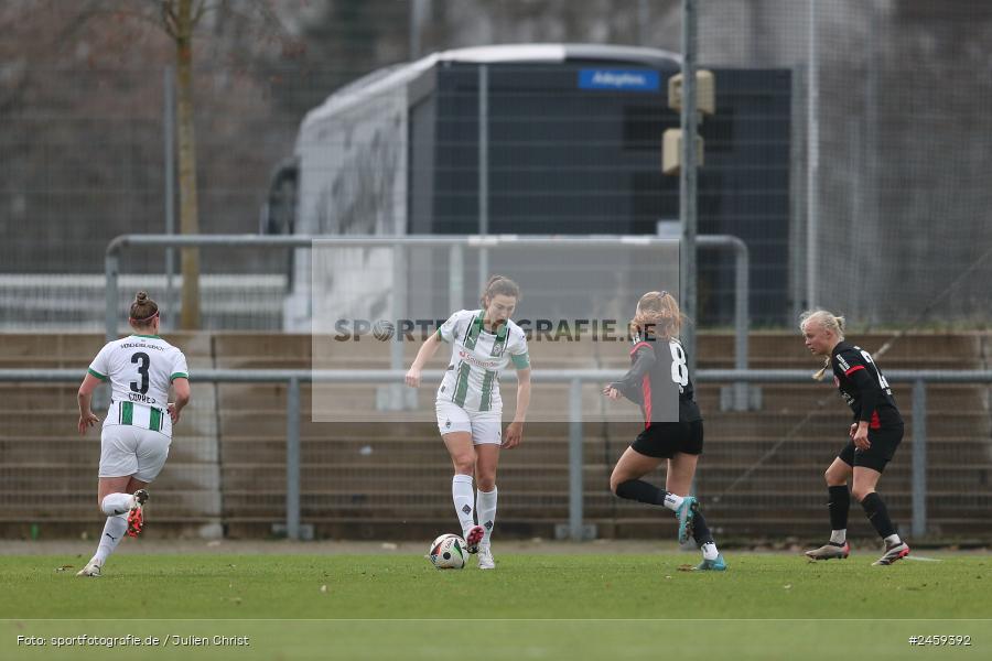 sport, action, Stadion am Brentanobad, SGE, Fussball, Frankfurt, Eintracht Frankfurt II, DFB, Borussia Mönchengladbach, BMG, 2. Frauen-Bundesliga, 15.12.2024 - Bild-ID: 2459392 sport, action, Stadion am Brentanobad, SGE, Fussball, Frankfurt, Eintracht Frankfurt II, DFB, Borussia Mönchengladbach, BMG, 2. Frauen-Bundesliga, 15.12.2024 - Bild-ID: 2459392