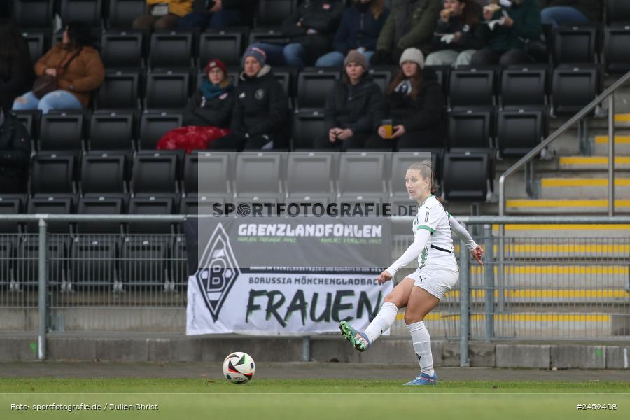 sport, action, Stadion am Brentanobad, SGE, Fussball, Frankfurt, Eintracht Frankfurt II, DFB, Borussia Mönchengladbach, BMG, 2. Frauen-Bundesliga, 15.12.2024 - Bild-ID: 2459408 sport, action, Stadion am Brentanobad, SGE, Fussball, Frankfurt, Eintracht Frankfurt II, DFB, Borussia Mönchengladbach, BMG, 2. Frauen-Bundesliga, 15.12.2024 - Bild-ID: 2459408