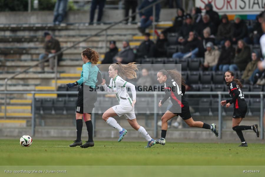 sport, action, Stadion am Brentanobad, SGE, Fussball, Frankfurt, Eintracht Frankfurt II, DFB, Borussia Mönchengladbach, BMG, 2. Frauen-Bundesliga, 15.12.2024 - Bild-ID: 2459479