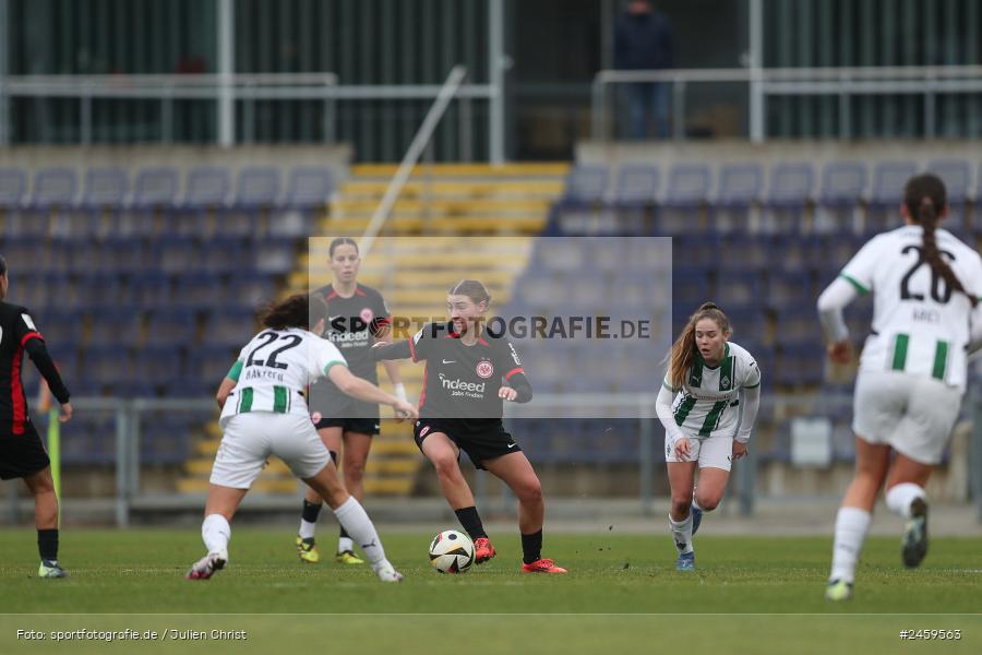 sport, action, Stadion am Brentanobad, SGE, Fussball, Frankfurt, Eintracht Frankfurt II, DFB, Borussia Mönchengladbach, BMG, 2. Frauen-Bundesliga, 15.12.2024 - Bild-ID: 2459563