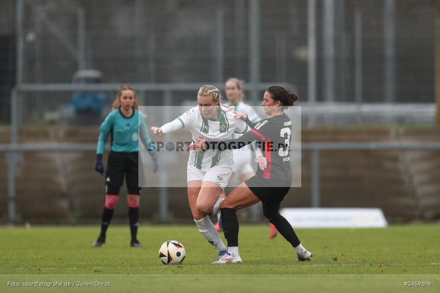 sport, action, Stadion am Brentanobad, SGE, Fussball, Frankfurt, Eintracht Frankfurt II, DFB, Borussia Mönchengladbach, BMG, 2. Frauen-Bundesliga, 15.12.2024 - Bild-ID: 2459618 sport, action, Stadion am Brentanobad, SGE, Fussball, Frankfurt, Eintracht Frankfurt II, DFB, Borussia Mönchengladbach, BMG, 2. Frauen-Bundesliga, 15.12.2024 - Bild-ID: 2459618