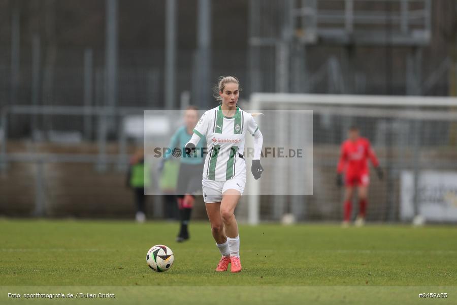 sport, action, Stadion am Brentanobad, SGE, Fussball, Frankfurt, Eintracht Frankfurt II, DFB, Borussia Mönchengladbach, BMG, 2. Frauen-Bundesliga, 15.12.2024 - Bild-ID: 2459633 sport, action, Stadion am Brentanobad, SGE, Fussball, Frankfurt, Eintracht Frankfurt II, DFB, Borussia Mönchengladbach, BMG, 2. Frauen-Bundesliga, 15.12.2024 - Bild-ID: 2459633