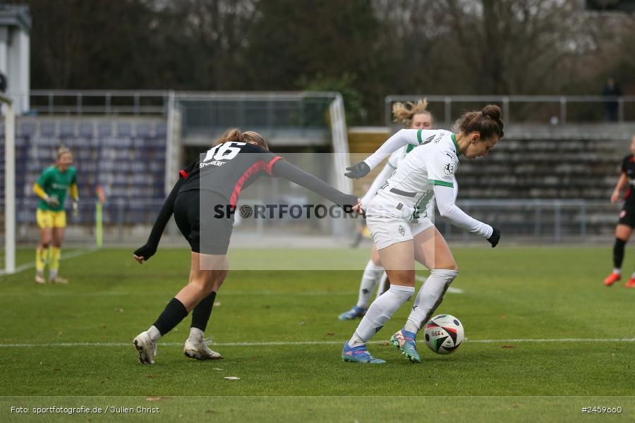 sport, action, Stadion am Brentanobad, SGE, Fussball, Frankfurt, Eintracht Frankfurt II, DFB, Borussia Mönchengladbach, BMG, 2. Frauen-Bundesliga, 15.12.2024 - Bild-ID: 2459660 sport, action, Stadion am Brentanobad, SGE, Fussball, Frankfurt, Eintracht Frankfurt II, DFB, Borussia Mönchengladbach, BMG, 2. Frauen-Bundesliga, 15.12.2024 - Bild-ID: 2459660