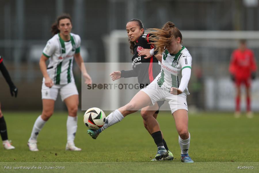 sport, action, Stadion am Brentanobad, SGE, Fussball, Frankfurt, Eintracht Frankfurt II, DFB, Borussia Mönchengladbach, BMG, 2. Frauen-Bundesliga, 15.12.2024 - Bild-ID: 2459670 sport, action, Stadion am Brentanobad, SGE, Fussball, Frankfurt, Eintracht Frankfurt II, DFB, Borussia Mönchengladbach, BMG, 2. Frauen-Bundesliga, 15.12.2024 - Bild-ID: 2459670