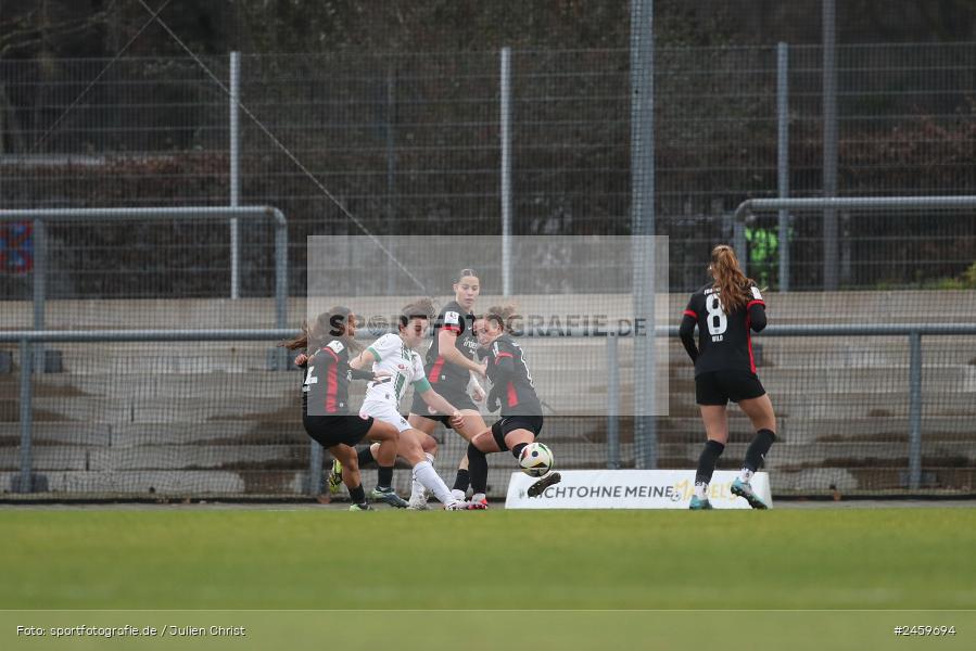 sport, action, Stadion am Brentanobad, SGE, Fussball, Frankfurt, Eintracht Frankfurt II, DFB, Borussia Mönchengladbach, BMG, 2. Frauen-Bundesliga, 15.12.2024 - Bild-ID: 2459694