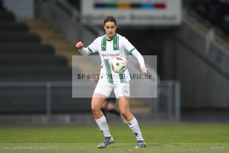 sport, action, Stadion am Brentanobad, SGE, Fussball, Frankfurt, Eintracht Frankfurt II, DFB, Borussia Mönchengladbach, BMG, 2. Frauen-Bundesliga, 15.12.2024 - Bild-ID: 2459713
