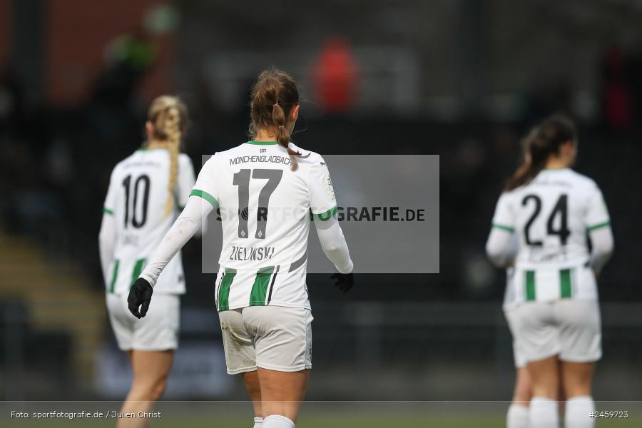 sport, action, Stadion am Brentanobad, SGE, Fussball, Frankfurt, Eintracht Frankfurt II, DFB, Borussia Mönchengladbach, BMG, 2. Frauen-Bundesliga, 15.12.2024 - Bild-ID: 2459723