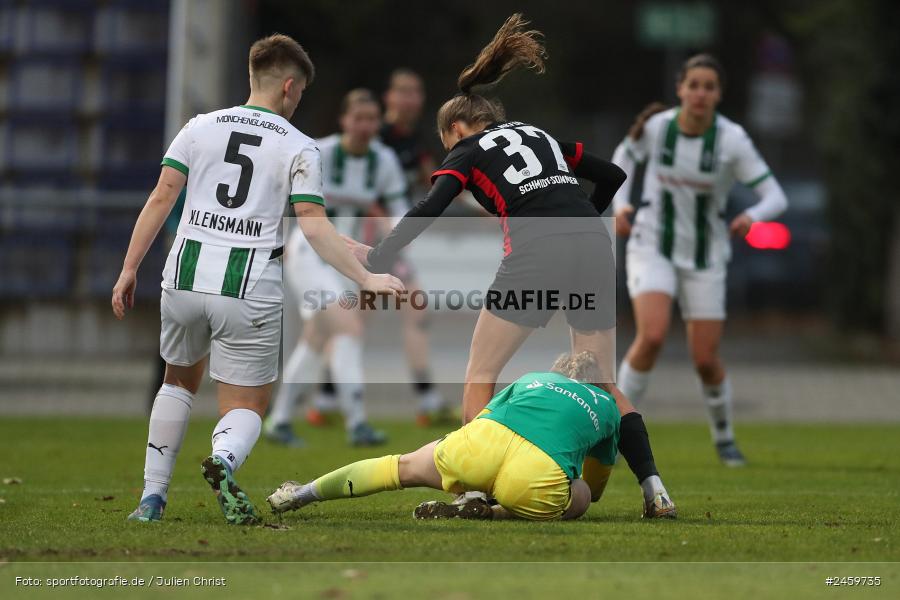 sport, action, Stadion am Brentanobad, SGE, Fussball, Frankfurt, Eintracht Frankfurt II, DFB, Borussia Mönchengladbach, BMG, 2. Frauen-Bundesliga, 15.12.2024 - Bild-ID: 2459735