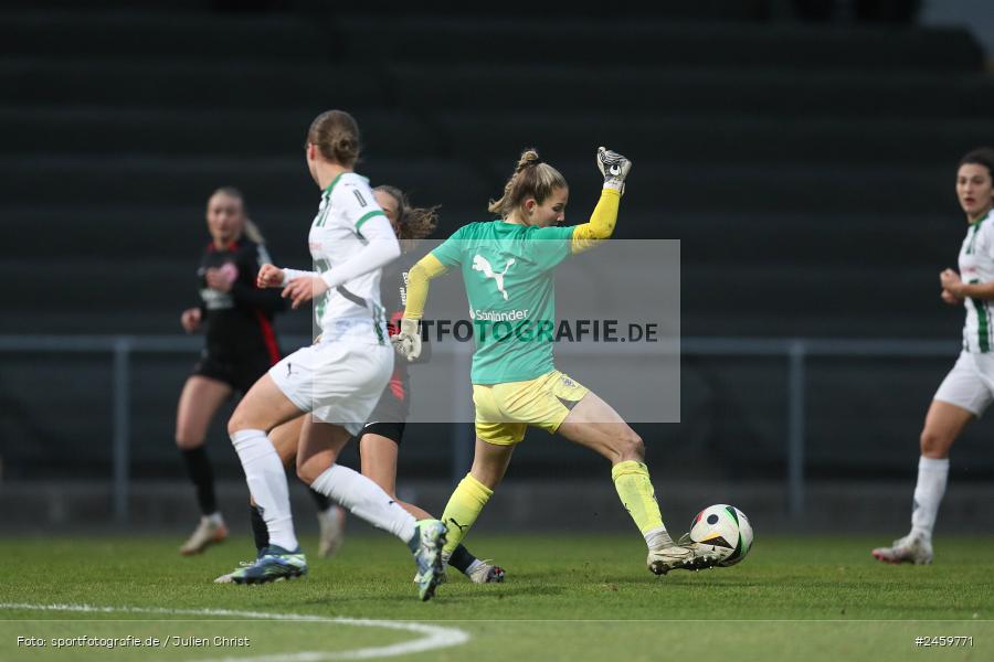 sport, action, Stadion am Brentanobad, SGE, Fussball, Frankfurt, Eintracht Frankfurt II, DFB, Borussia Mönchengladbach, BMG, 2. Frauen-Bundesliga, 15.12.2024 - Bild-ID: 2459771