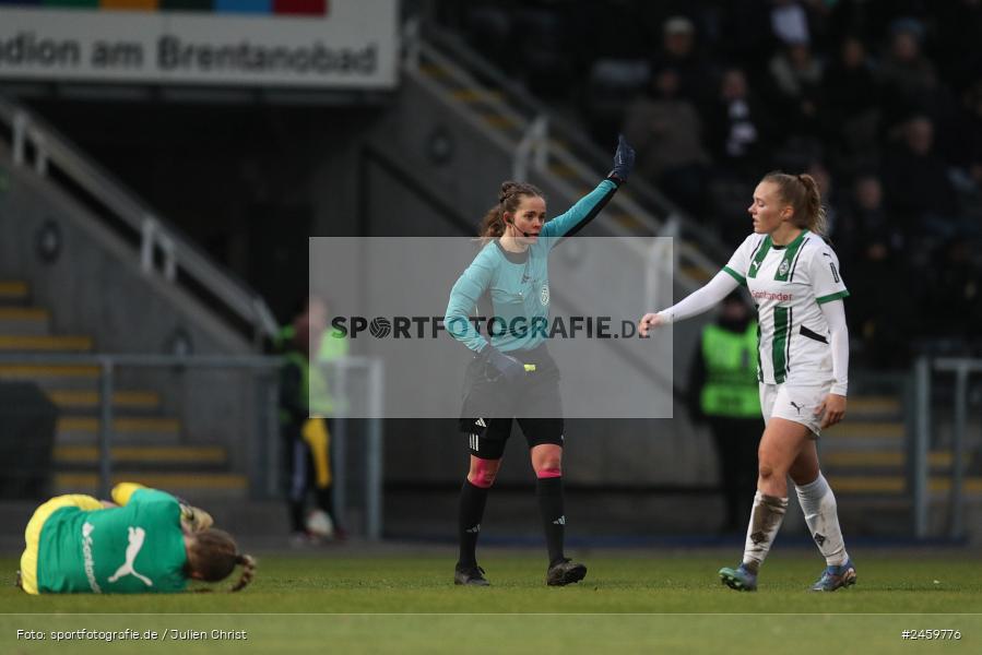 sport, action, Stadion am Brentanobad, SGE, Fussball, Frankfurt, Eintracht Frankfurt II, DFB, Borussia Mönchengladbach, BMG, 2. Frauen-Bundesliga, 15.12.2024 - Bild-ID: 2459776 sport, action, Stadion am Brentanobad, SGE, Fussball, Frankfurt, Eintracht Frankfurt II, DFB, Borussia Mönchengladbach, BMG, 2. Frauen-Bundesliga, 15.12.2024 - Bild-ID: 2459776