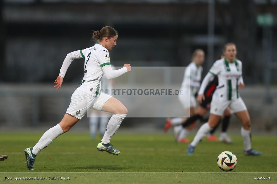 sport, action, Stadion am Brentanobad, SGE, Fussball, Frankfurt, Eintracht Frankfurt II, DFB, Borussia Mönchengladbach, BMG, 2. Frauen-Bundesliga, 15.12.2024 - Bild-ID: 2459778