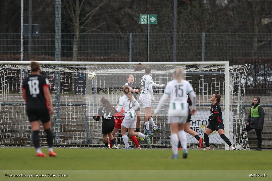 sport, action, Stadion am Brentanobad, SGE, Fussball, Frankfurt, Eintracht Frankfurt II, DFB, Borussia Mönchengladbach, BMG, 2. Frauen-Bundesliga, 15.12.2024 - Bild-ID: 2459830