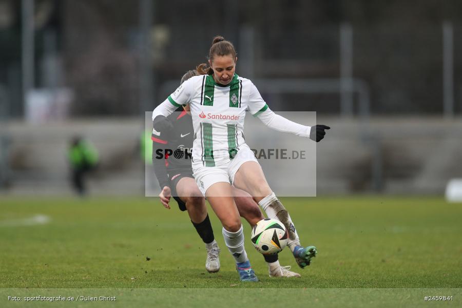sport, action, Stadion am Brentanobad, SGE, Fussball, Frankfurt, Eintracht Frankfurt II, DFB, Borussia Mönchengladbach, BMG, 2. Frauen-Bundesliga, 15.12.2024 - Bild-ID: 2459841 sport, action, Stadion am Brentanobad, SGE, Fussball, Frankfurt, Eintracht Frankfurt II, DFB, Borussia Mönchengladbach, BMG, 2. Frauen-Bundesliga, 15.12.2024 - Bild-ID: 2459841