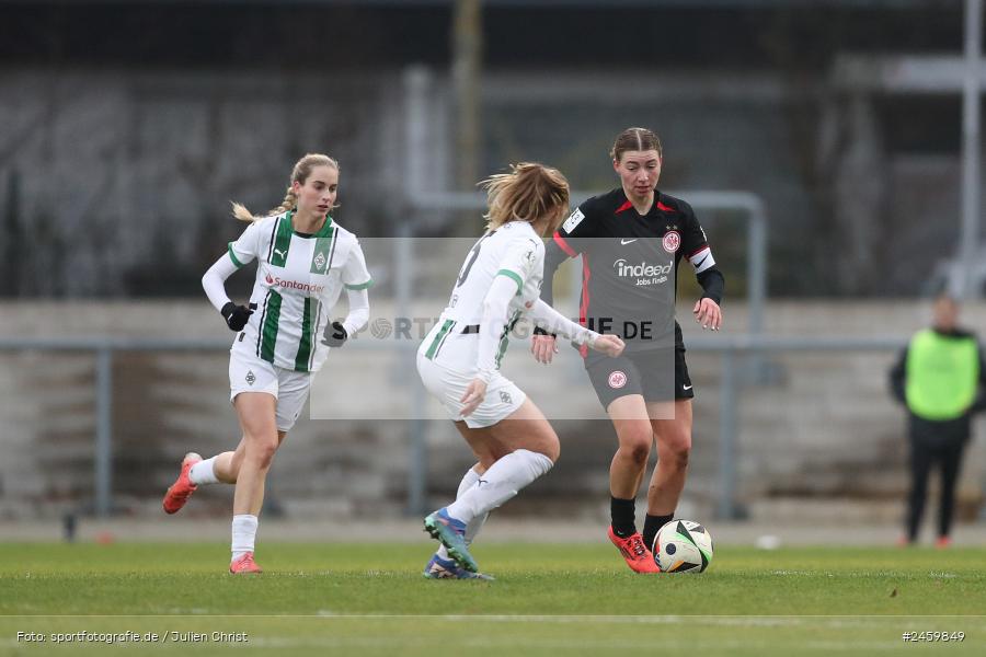 sport, action, Stadion am Brentanobad, SGE, Fussball, Frankfurt, Eintracht Frankfurt II, DFB, Borussia Mönchengladbach, BMG, 2. Frauen-Bundesliga, 15.12.2024 - Bild-ID: 2459849