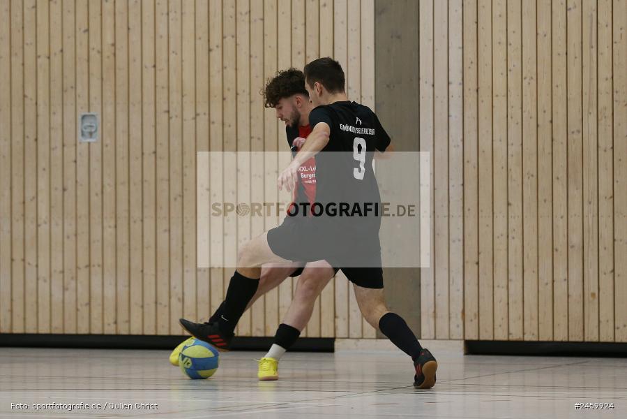 Sinngrundhalle, Burgsinn, 27.12.2024, sport, action, Fussball, BFV, Hallenfussball, 27. Hagemann Midnight-Event 2024, SG Burgsinn, FV Gemünden/Seifriedsburg - Bild-ID: 2459924