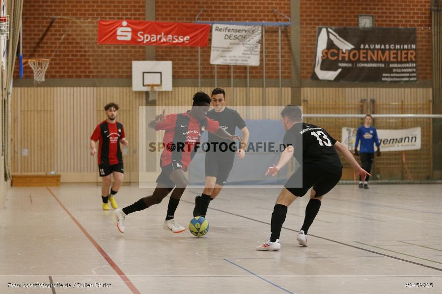 Sinngrundhalle, Burgsinn, 27.12.2024, sport, action, Fussball, BFV, Hallenfussball, 27. Hagemann Midnight-Event 2024, SG Burgsinn, FV Gemünden/Seifriedsburg - Bild-ID: 2459925 Sinngrundhalle, Burgsinn, 27.12.2024, sport, action, Fussball, BFV, Hallenfussball, 27. Hagemann Midnight-Event 2024, SG Burgsinn, FV Gemünden/Seifriedsburg - Bild-ID: 2459925