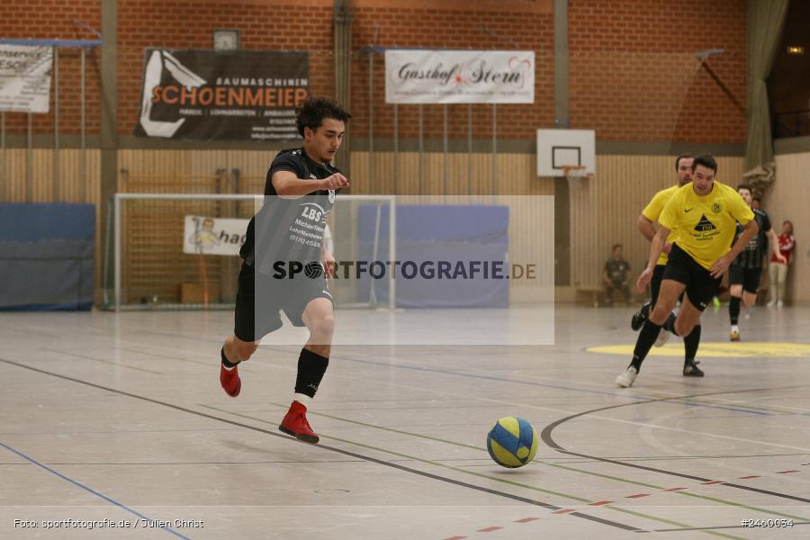 sport, action, TuS Frammersbach, Sinngrundhalle, SG Laudenbach-Himmelstadt, Hallenfussball, Fussball, Burgsinn, BFV, 27.12.2024, 27. Hagemann Midnight-Event 2024 - Bild-ID: 2460034