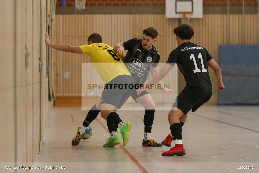sport, action, TuS Frammersbach, Sinngrundhalle, SG Laudenbach-Himmelstadt, Hallenfussball, Fussball, Burgsinn, BFV, 27.12.2024, 27. Hagemann Midnight-Event 2024 - Bild-ID: 2460042