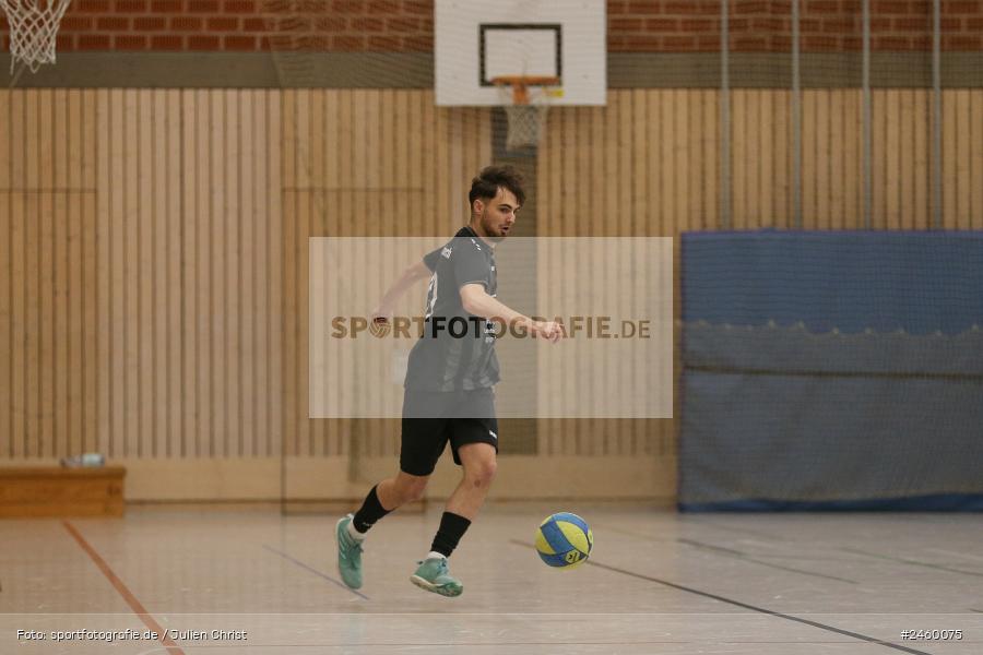 sport, action, TuS Frammersbach, Sinngrundhalle, SG Laudenbach-Himmelstadt, Hallenfussball, Fussball, Burgsinn, BFV, 27.12.2024, 27. Hagemann Midnight-Event 2024 - Bild-ID: 2460075