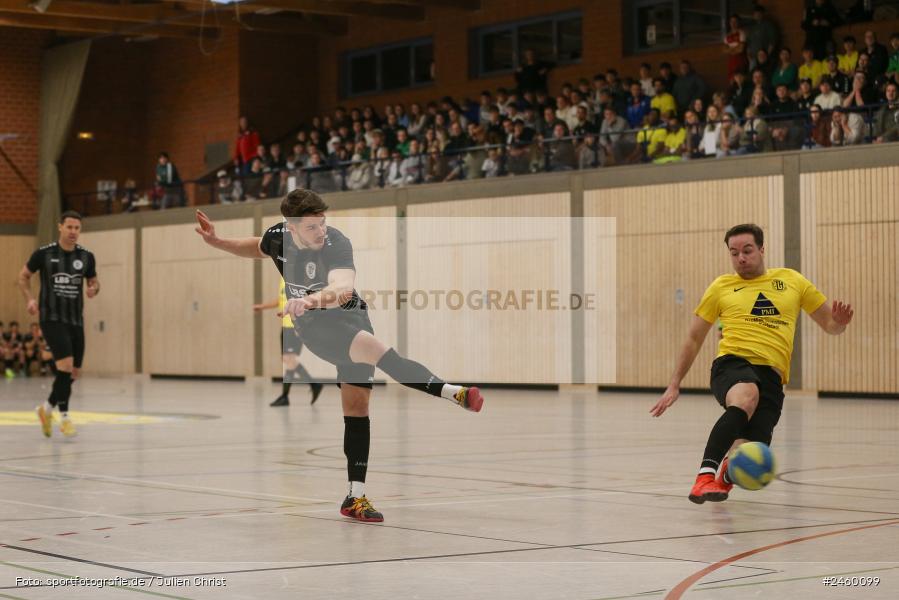 sport, action, TuS Frammersbach, Sinngrundhalle, SG Laudenbach-Himmelstadt, Hallenfussball, Fussball, Burgsinn, BFV, 27.12.2024, 27. Hagemann Midnight-Event 2024 - Bild-ID: 2460099