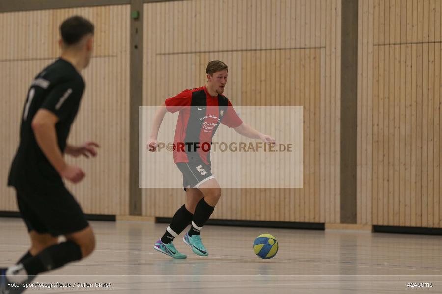 sport, action, Sinngrundhalle, SG Burgsinn, Hallenfussball, Fussball, FV Gemünden/Seifriedsburg, Burgsinn, BFV, 27.12.2024, 27. Hagemann Midnight-Event 2024 - Bild-ID: 2460116