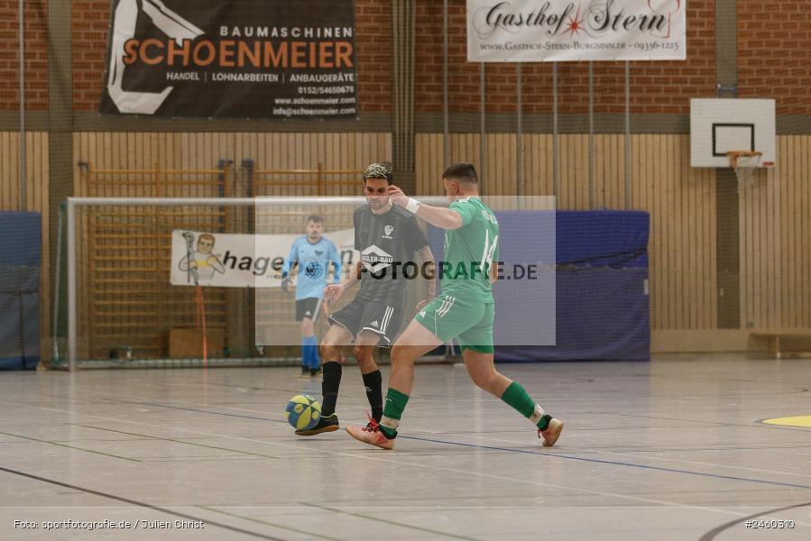 sport, action, Sinngrundhalle, SV-DJK Wombach, Hallenfussball, Fussball, FV Karlstadt, Burgsinn, BFV, 27.12.2024, 27. Hagemann Midnight-Event 2024 - Bild-ID: 2460310