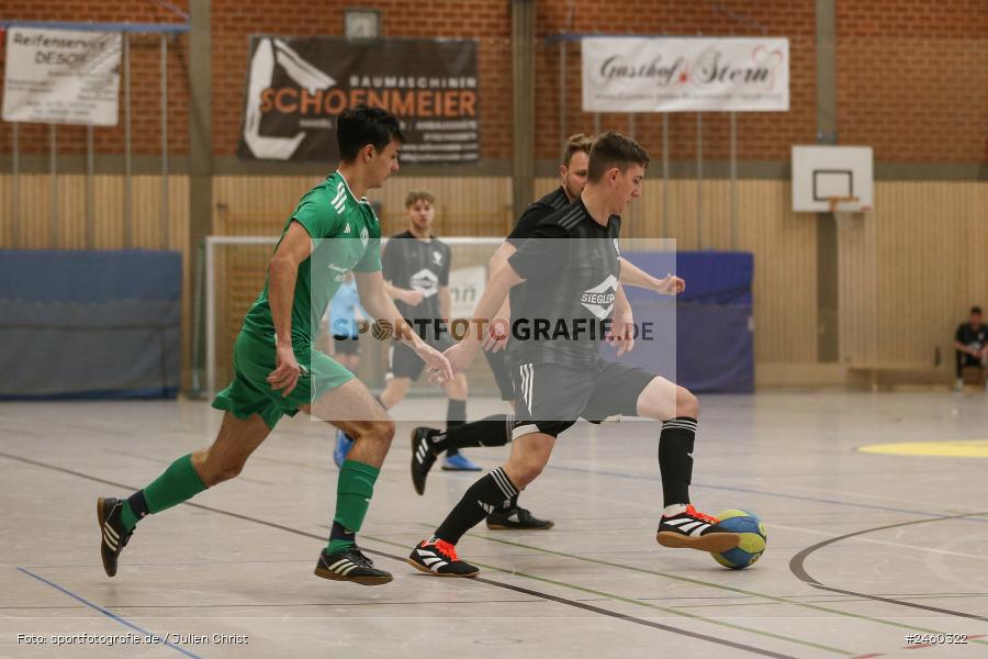 sport, action, Sinngrundhalle, SV-DJK Wombach, Hallenfussball, Fussball, FV Karlstadt, Burgsinn, BFV, 27.12.2024, 27. Hagemann Midnight-Event 2024 - Bild-ID: 2460322