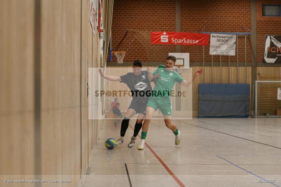 sport, action, Sinngrundhalle, SV-DJK Wombach, Hallenfussball, Fussball, FV Karlstadt, Burgsinn, BFV, 27.12.2024, 27. Hagemann Midnight-Event 2024 - Bild-ID: 2460327