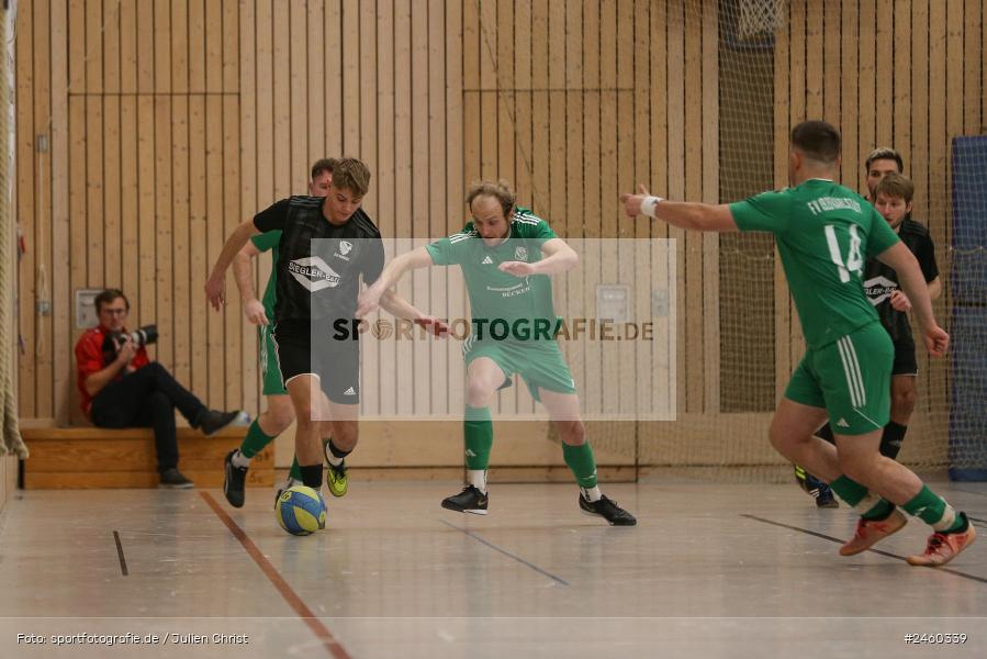 sport, action, Sinngrundhalle, SV-DJK Wombach, Hallenfussball, Fussball, FV Karlstadt, Burgsinn, BFV, 27.12.2024, 27. Hagemann Midnight-Event 2024 - Bild-ID: 2460339