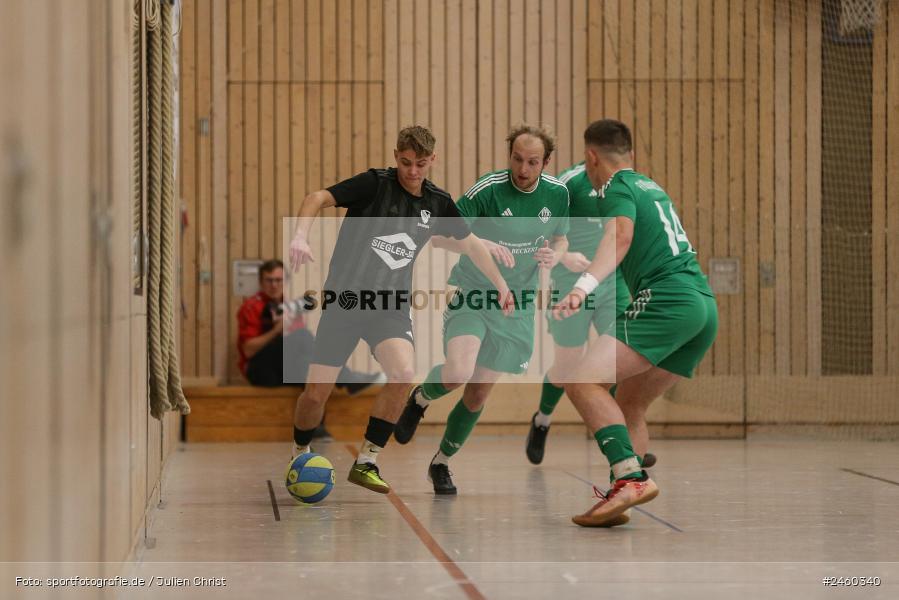 sport, action, Sinngrundhalle, SV-DJK Wombach, Hallenfussball, Fussball, FV Karlstadt, Burgsinn, BFV, 27.12.2024, 27. Hagemann Midnight-Event 2024 - Bild-ID: 2460340
