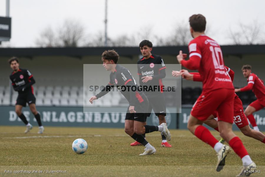 sport, action, SGE, Regionalliga Südwest, Regionalliga Bayern, Regional-FS, Fussball, FWK, FC Würzburger Kickers, Eintracht Frankfurt U21, Dreieich-Sprendlingen, BFV, Ahorn Camp Sportpark, 07.02.2025 - Bild-ID: 2464142 sport, action, SGE, Regionalliga Südwest, Regionalliga Bayern, Regional-FS, Fussball, FWK, FC Würzburger Kickers, Eintracht Frankfurt U21, Dreieich-Sprendlingen, BFV, Ahorn Camp Sportpark, 07.02.2025 - Bild-ID: 2464142