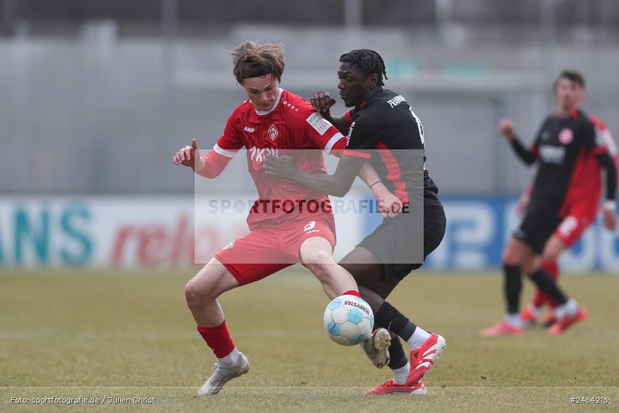 sport, action, SGE, Regionalliga Südwest, Regionalliga Bayern, Regional-FS, Fussball, FWK, FC Würzburger Kickers, Eintracht Frankfurt U21, Dreieich-Sprendlingen, BFV, Ahorn Camp Sportpark, 07.02.2025 - Bild-ID: 2464216 sport, action, SGE, Regionalliga Südwest, Regionalliga Bayern, Regional-FS, Fussball, FWK, FC Würzburger Kickers, Eintracht Frankfurt U21, Dreieich-Sprendlingen, BFV, Ahorn Camp Sportpark, 07.02.2025 - Bild-ID: 2464216