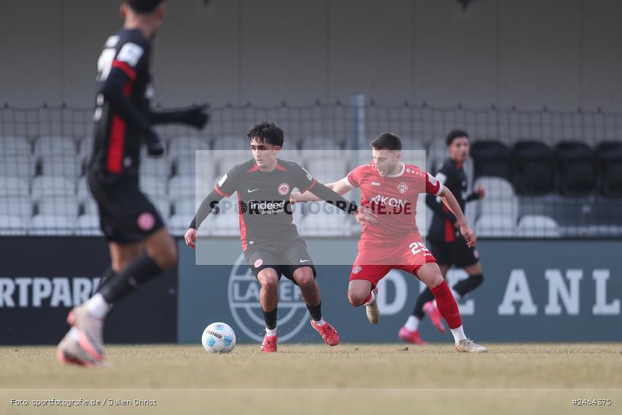 sport, action, SGE, Regionalliga Südwest, Regionalliga Bayern, Regional-FS, Fussball, FWK, FC Würzburger Kickers, Eintracht Frankfurt U21, Dreieich-Sprendlingen, BFV, Ahorn Camp Sportpark, 07.02.2025 - Bild-ID: 2464375 sport, action, SGE, Regionalliga Südwest, Regionalliga Bayern, Regional-FS, Fussball, FWK, FC Würzburger Kickers, Eintracht Frankfurt U21, Dreieich-Sprendlingen, BFV, Ahorn Camp Sportpark, 07.02.2025 - Bild-ID: 2464375