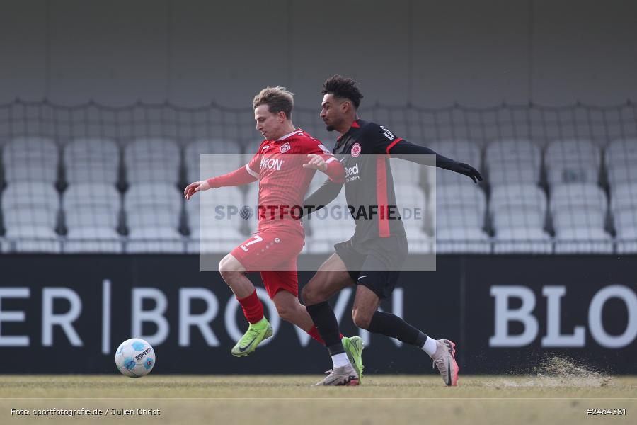 sport, action, SGE, Regionalliga Südwest, Regionalliga Bayern, Regional-FS, Fussball, FWK, FC Würzburger Kickers, Eintracht Frankfurt U21, Dreieich-Sprendlingen, BFV, Ahorn Camp Sportpark, 07.02.2025 - Bild-ID: 2464381 sport, action, SGE, Regionalliga Südwest, Regionalliga Bayern, Regional-FS, Fussball, FWK, FC Würzburger Kickers, Eintracht Frankfurt U21, Dreieich-Sprendlingen, BFV, Ahorn Camp Sportpark, 07.02.2025 - Bild-ID: 2464381