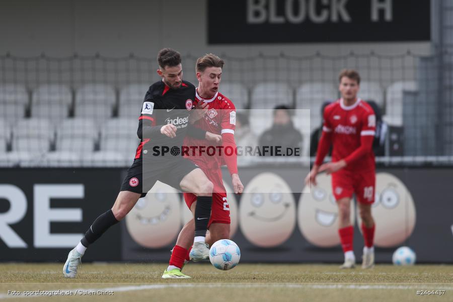 sport, action, SGE, Regionalliga Südwest, Regionalliga Bayern, Regional-FS, Fussball, FWK, FC Würzburger Kickers, Eintracht Frankfurt U21, Dreieich-Sprendlingen, BFV, Ahorn Camp Sportpark, 07.02.2025 - Bild-ID: 2464437 sport, action, SGE, Regionalliga Südwest, Regionalliga Bayern, Regional-FS, Fussball, FWK, FC Würzburger Kickers, Eintracht Frankfurt U21, Dreieich-Sprendlingen, BFV, Ahorn Camp Sportpark, 07.02.2025 - Bild-ID: 2464437