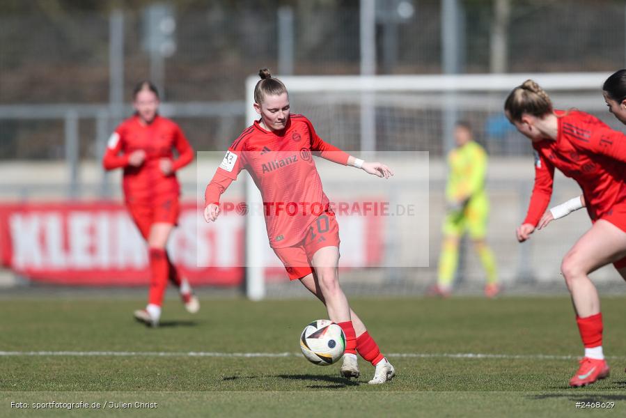 sport, action, Stadion am Brentanobad, SGE, Fussball, Frankfurt, FCB, FC Bayern München II, Eintracht Frankfurt II, DFB, 2. Frauen-Bundesliga, 02.03.2025 - Bild-ID: 2468629 sport, action, Stadion am Brentanobad, SGE, Fussball, Frankfurt, FCB, FC Bayern München II, Eintracht Frankfurt II, DFB, 2. Frauen-Bundesliga, 02.03.2025 - Bild-ID: 2468629
