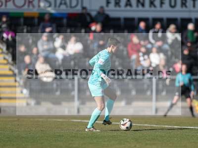 Fotos von Eintracht Frankfurt II - FC Bayern München II auf sportfotografie.de