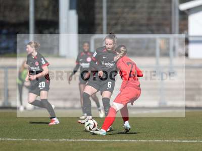 Fotos von Eintracht Frankfurt II - FC Bayern München II auf sportfotografie.de