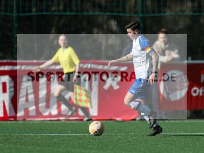 Fotos von Kickers Offenbach - TSV Jahn Calden auf sportfotografie.de