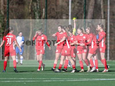 Fotos von Kickers Offenbach - TSV Jahn Calden auf sportfotografie.de