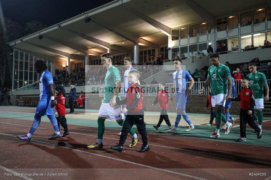 sport, action, Schweinfurt, Sachs-Stadion, Regionalliga Bayern, Fussball, FVI, FV Illertissen, FCS, BFV, 24. Spieltag, 1. FC Schweinfurt 1905, 07.03.2025 - Bild-ID: 2469255