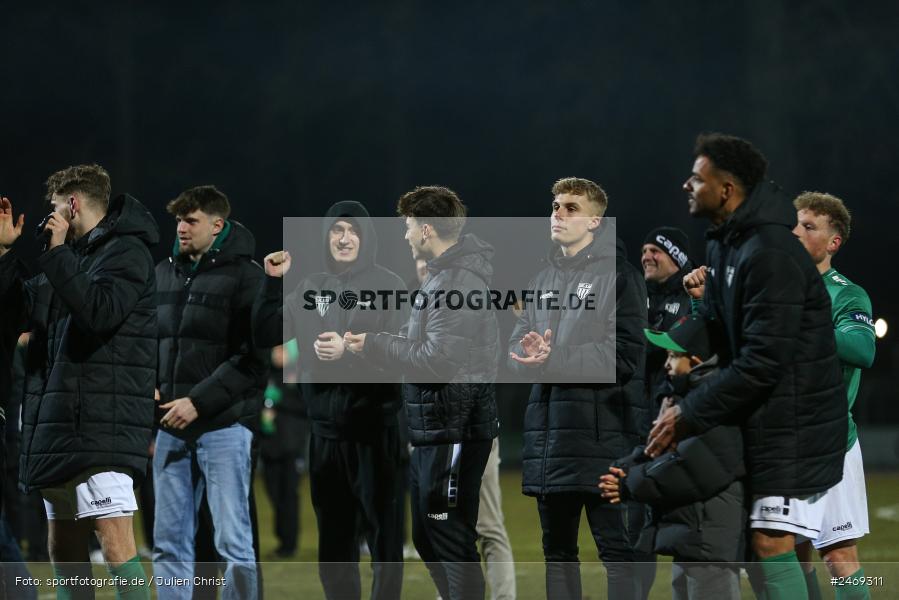 sport, action, Schweinfurt, Sachs-Stadion, Regionalliga Bayern, Fussball, FVI, FV Illertissen, FCS, BFV, 24. Spieltag, 1. FC Schweinfurt 1905, 07.03.2025 - Bild-ID: 2469311
