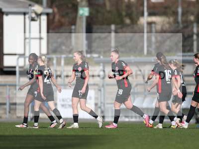 Fotos von Eintracht Frankfurt II - FSV Gütersloh auf sportfotografie.de